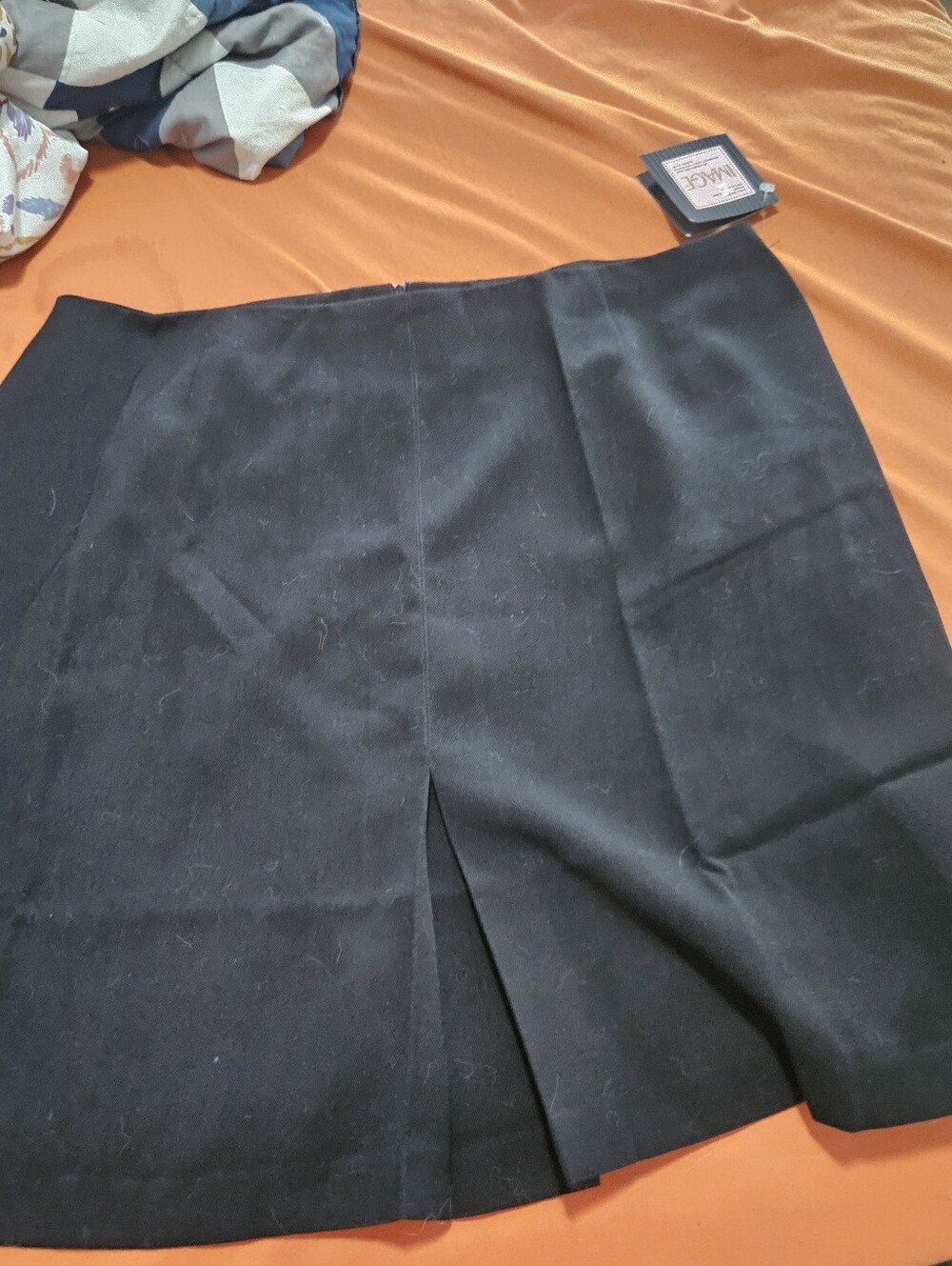 Ladies Lined Black Skirt with Front Kick Pleat
